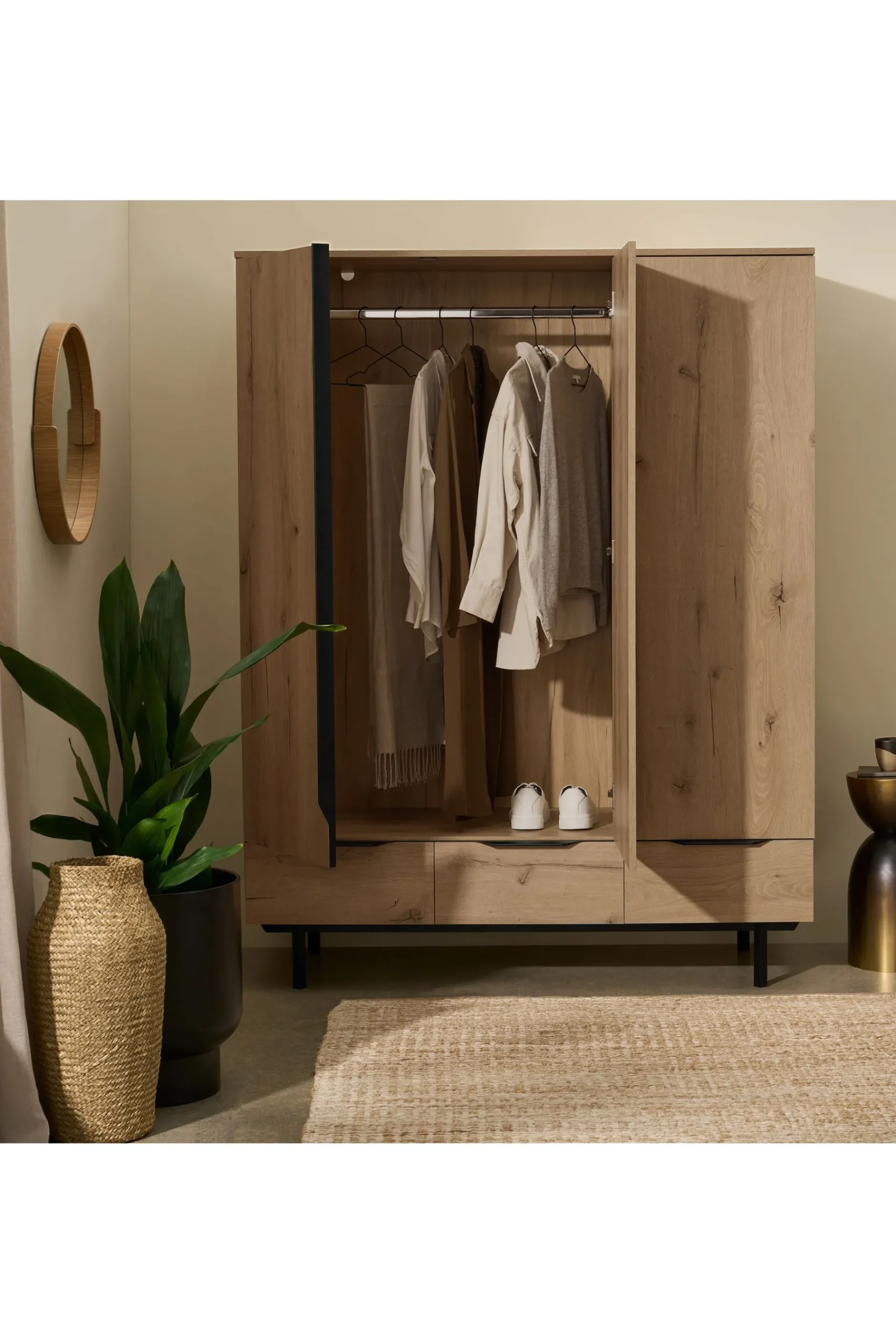 Damien Wardrobe*MADE.COM Outlet