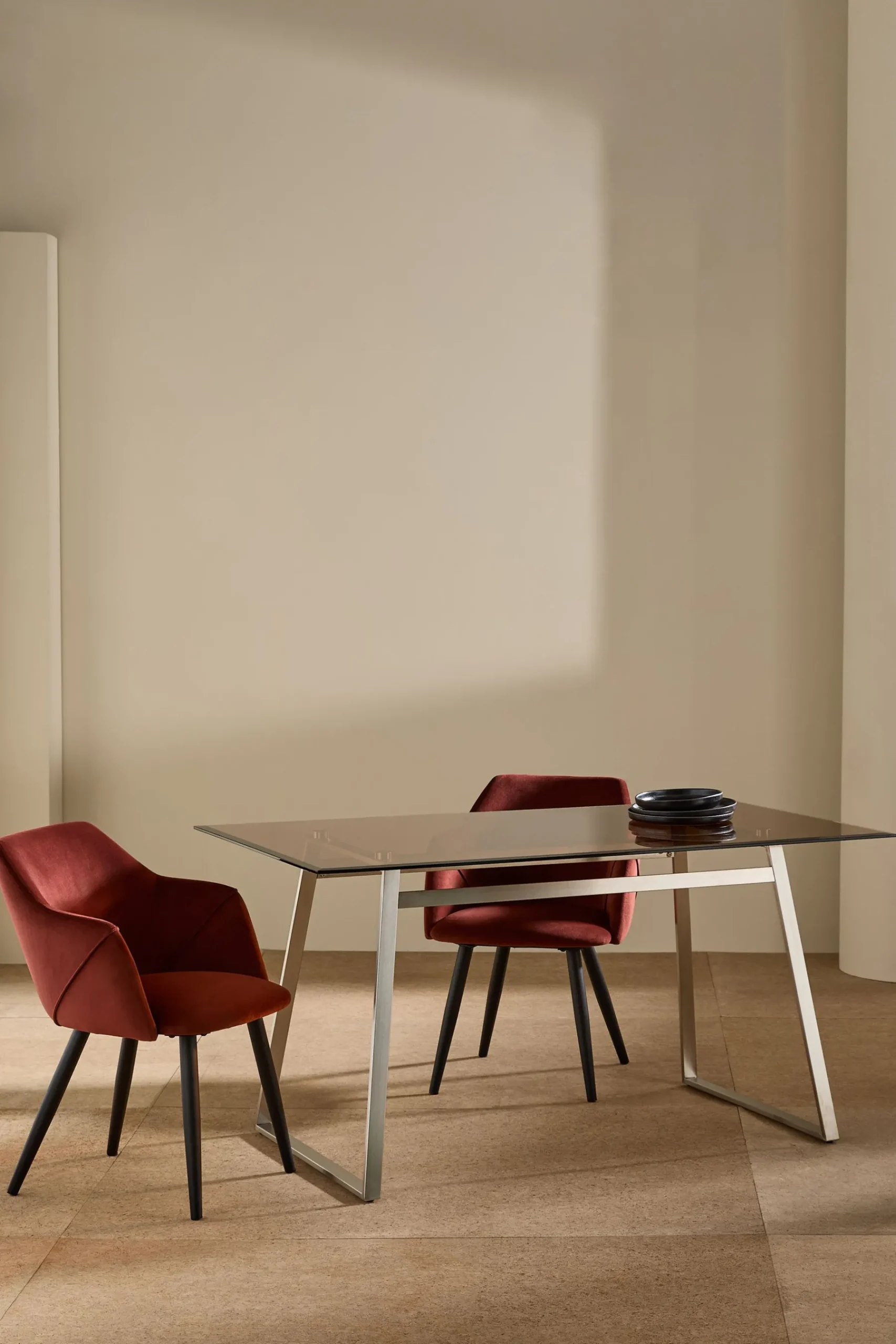 Haku 6 Seater Rectangle Dining Table*MADE.COM Fashion