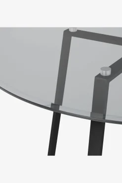 Haku 4 Seater Round Dining Table*MADE.COM Store