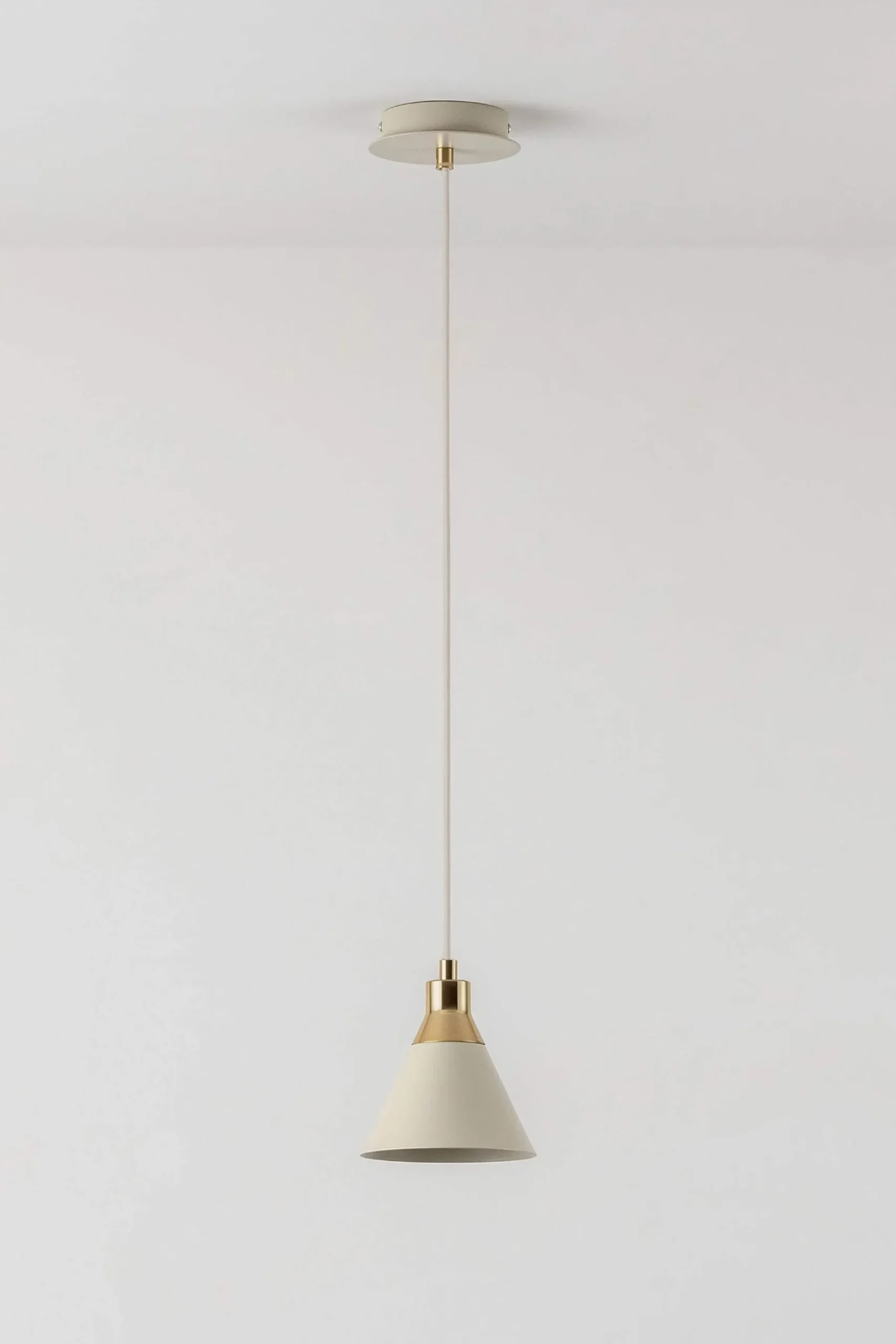 Cone Pendant Ceiling Light*Houseof. Fashion