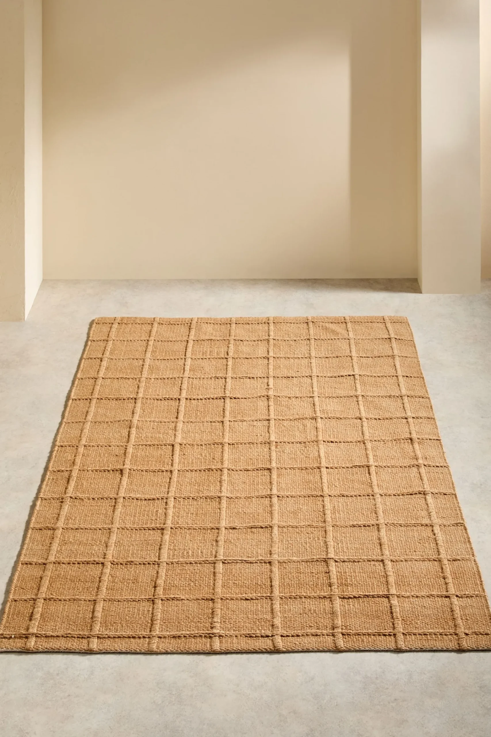 Lennon Woven Jute Rug*MADE.COM Discount