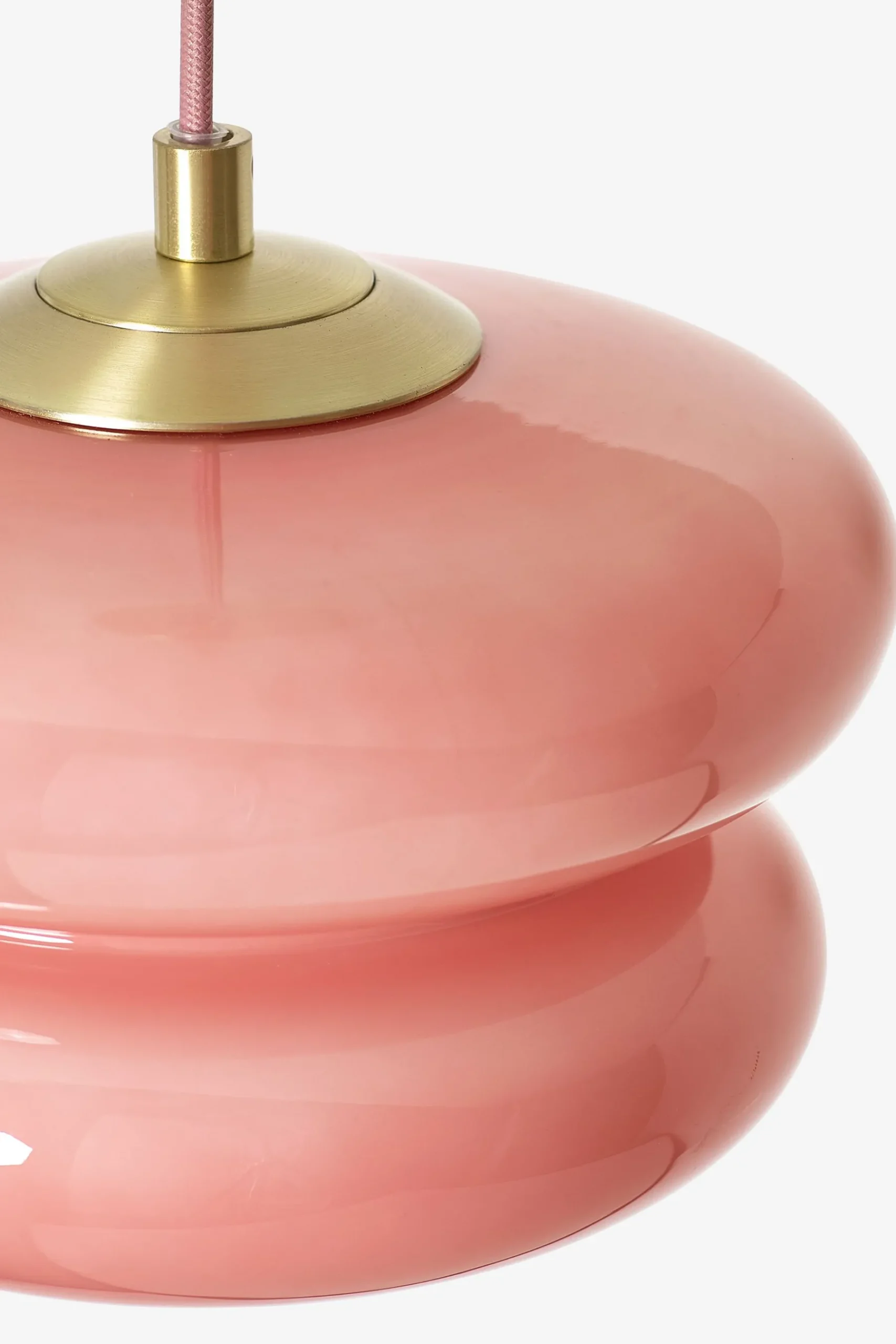 Vivienne Pendant*Novogratz New