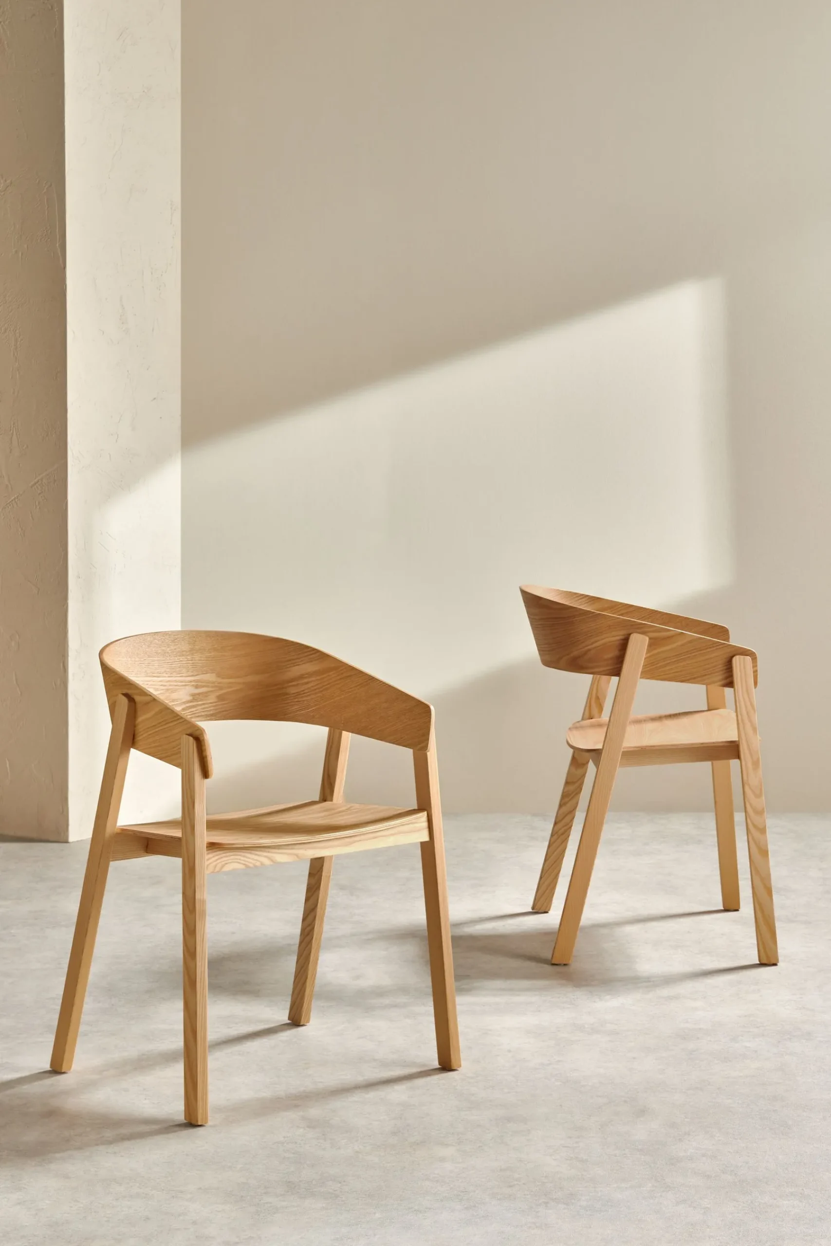 Set of 2 Aster Dining Chairs*MADE.COM Online