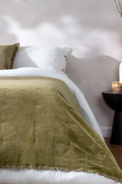 Jaye Velvet Fringed Filled 100% Cotton Bedspread*Yard Sale