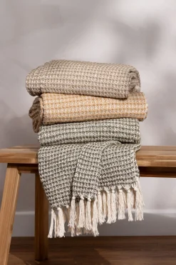 Lorne Waffle Fringed 100% Cotton Throw*Yard Outlet